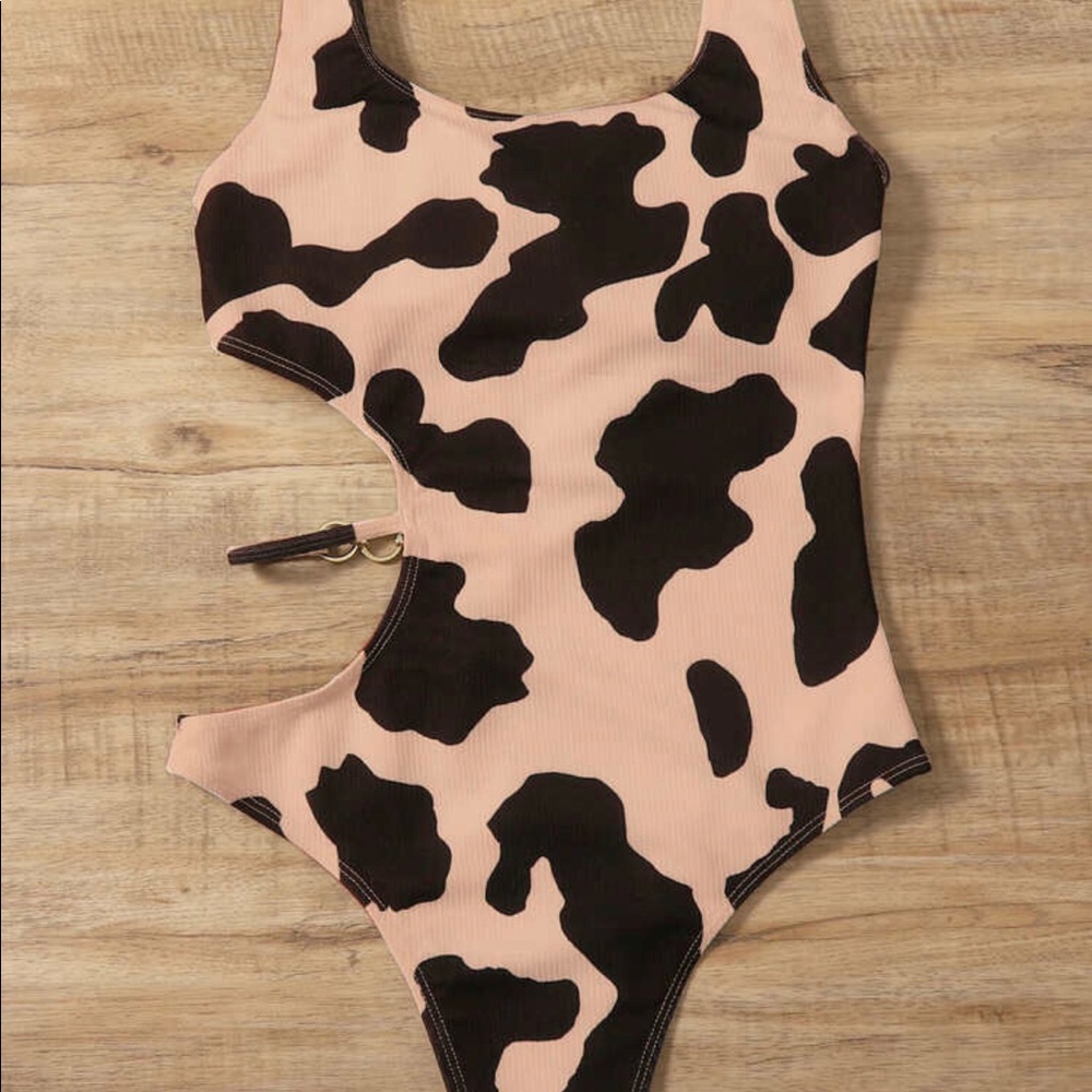 Brand new size large but fits like a medium